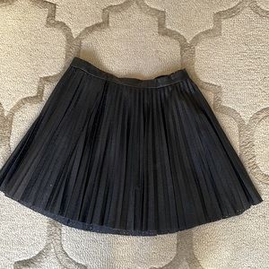 Club Monaco pleated faux leather skirt